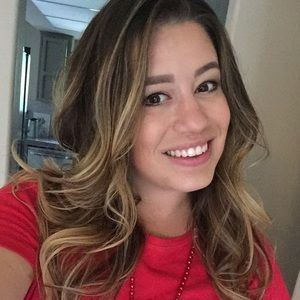 Meet your Posher, Savannah